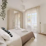 Comfort & Relax Centrale, Wifi E Parking شقة Porto SantʼElpidio