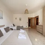Comfort & Relax Centrale, Wifi E Parking Porto SantʼElpidio